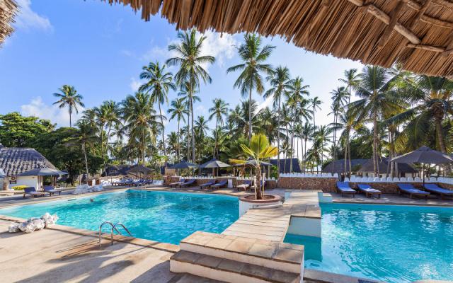 diamonds_mapenzi_beach_gallery_27