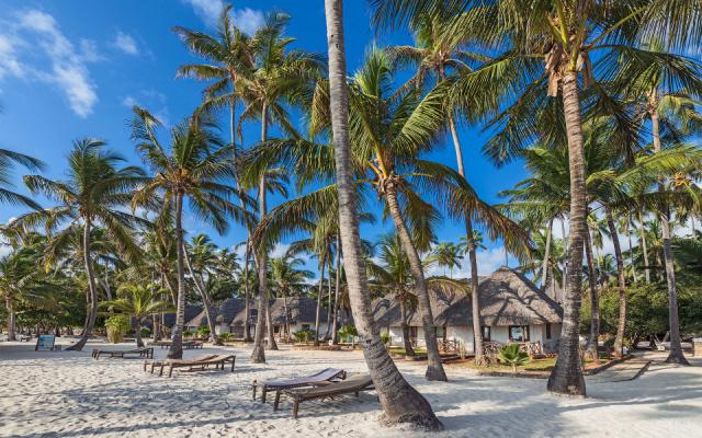 diamonds_mapenzi_beach_gallery_13