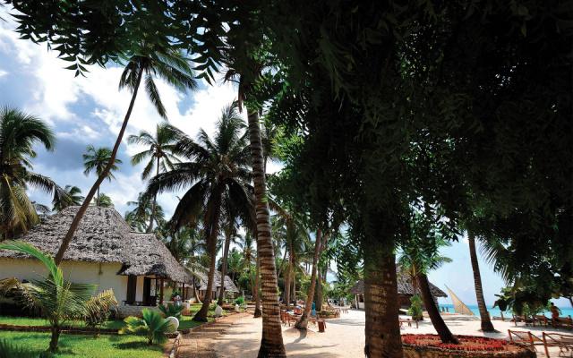 diamonds_mapenzi_beach_gallery_04