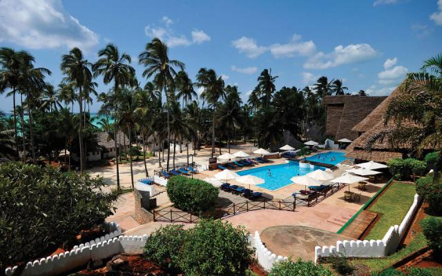 diamonds_mapenzi_beach_gallery_01