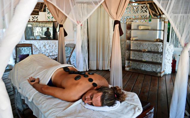 diamonds_mapenzi_beach_gallery_39