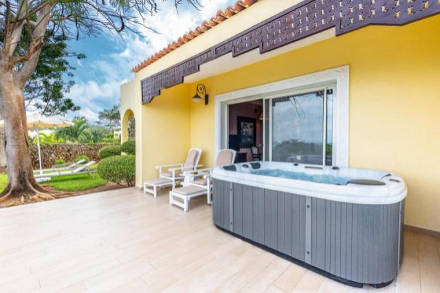 RIU Palace ZNZ-Suite Jacuzzi 4
