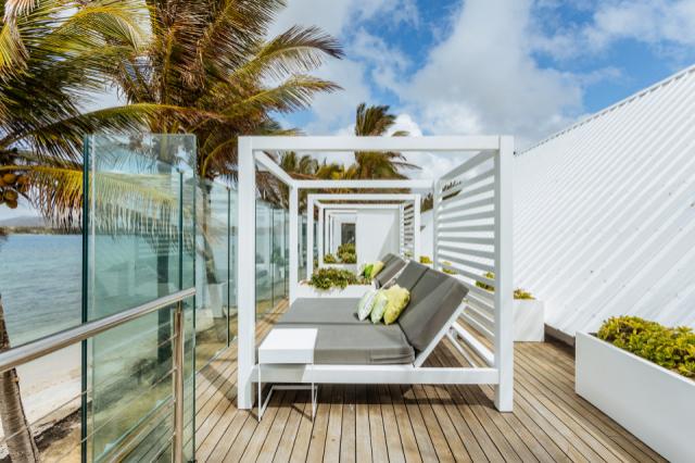 Tropical Attitude