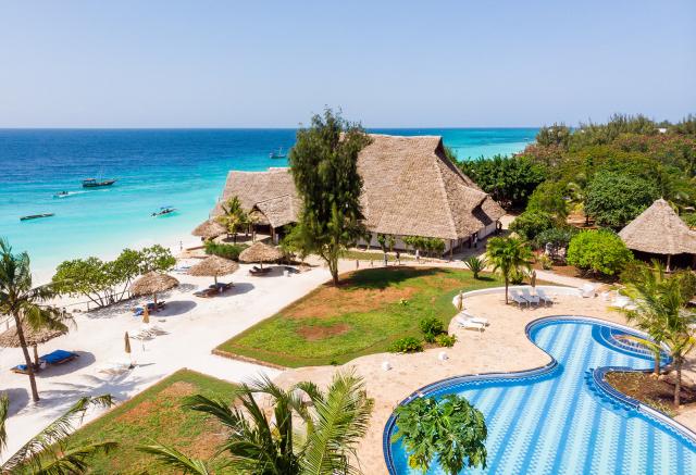 Sandies-Baoba-Beach_Zanzibar5