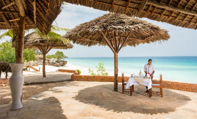 Sandies-Baoba-Beach_Zanzibar11