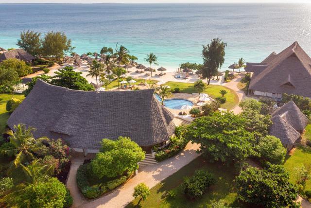 ZNZ-Sandies Baobab beach2