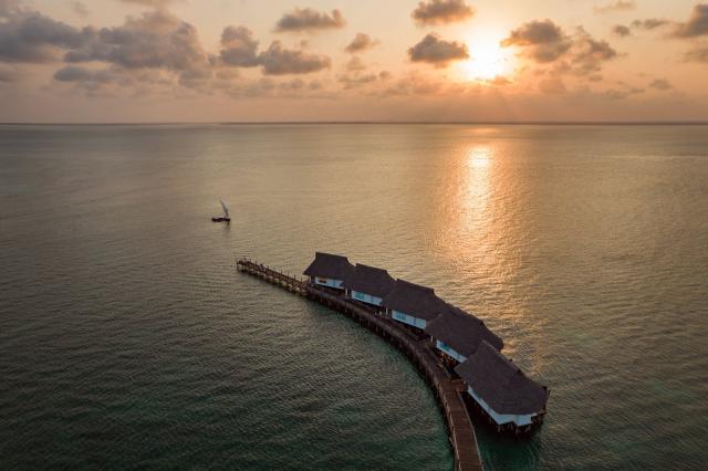 ZNZ-Isaraya Luxury Over Water Villas 6