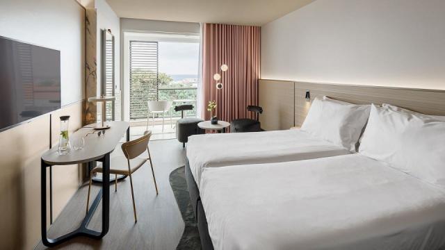 Azoris Royal Garden-3-classic-twin-room
