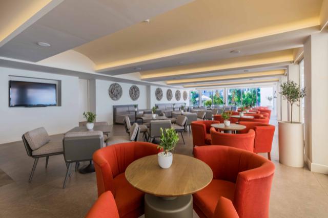Zacharia lounge & Terrace Bar Area