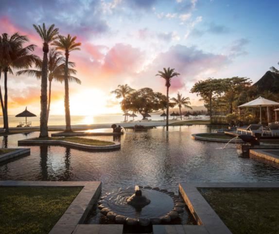 1_Shanti-Maurice-Resort-_-Spa_MAIN-POOL_02