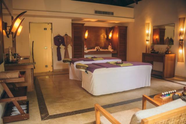 Shanti-Maurice-Resort-_-Spa_Shanti-Spa_Couple-Treatment-Room_01