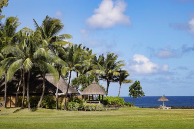 1_Shanti-Maurice-Resort-_-Spa_Oceanfront-Double-Suite-Pool-Vill