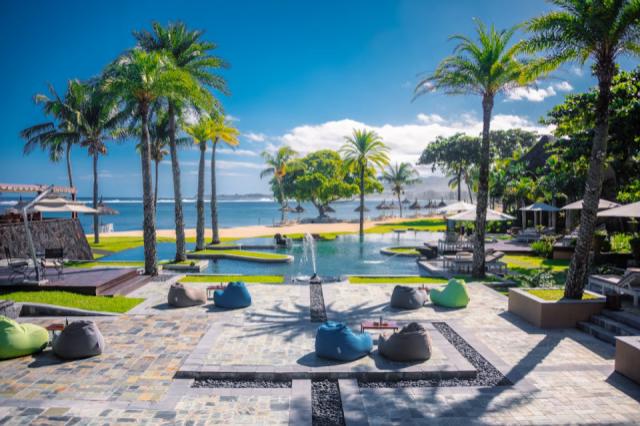 POOL_Lounge-View-HR_09