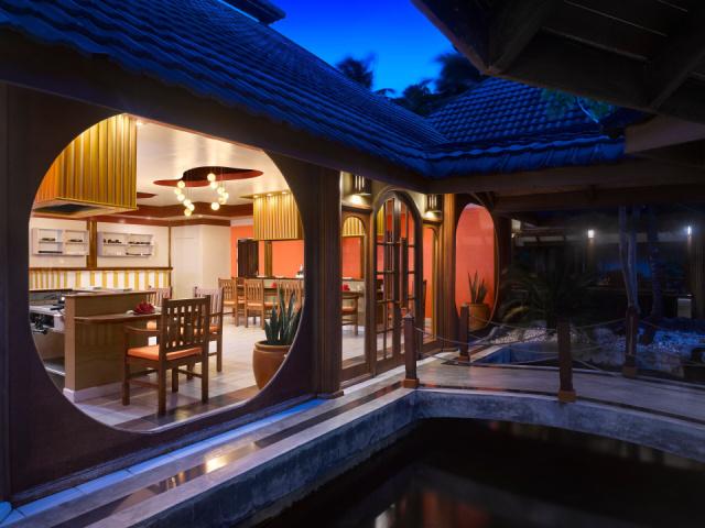Villa Nautica - Fukuya Teppanyaki - Entrance - 4K