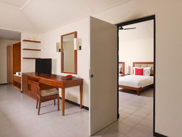 Villa Nautica - Two Bedroom Family Beach Villa - Interconnectin