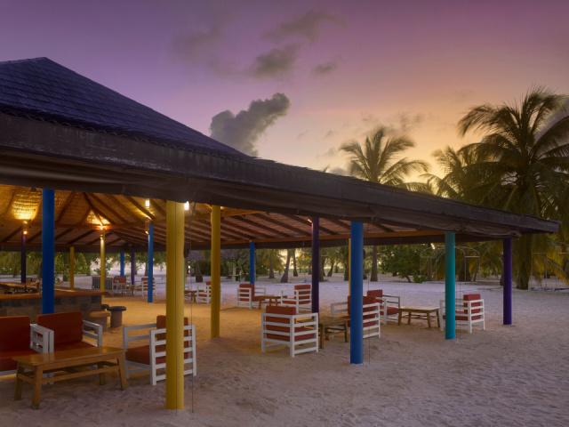 Villa Park - Beach Bar - Sunset - 4K