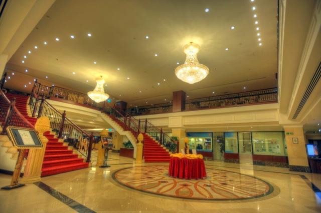 Grand Hotel Excelsior3