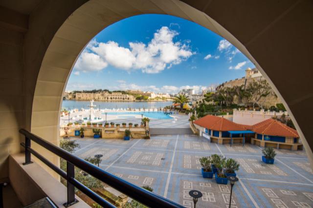 Grand Hotel Excelsior5