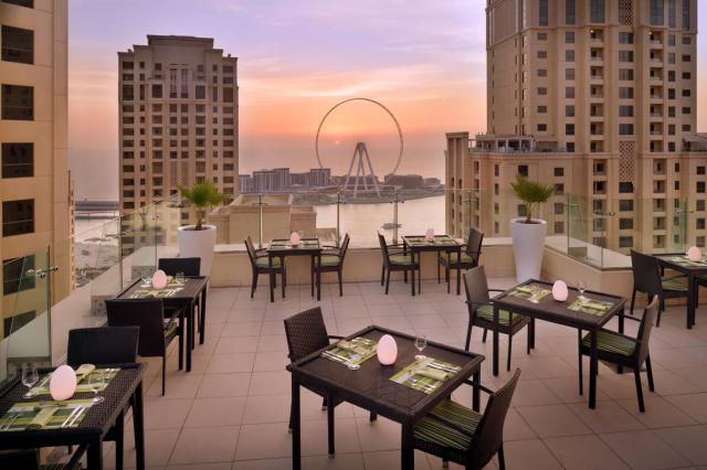 dxbdj-terrace-0224-hor-clsc