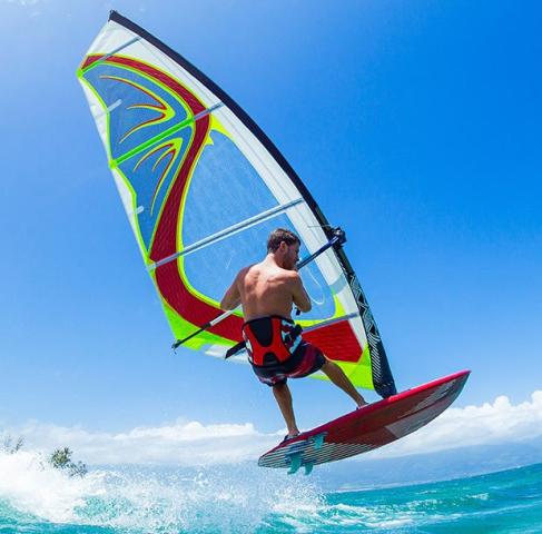 windsurfing