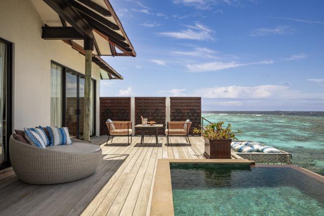 NH_Collection_Maldives_Havodda_Resort_Guest_Room_Over_Water_Poo
