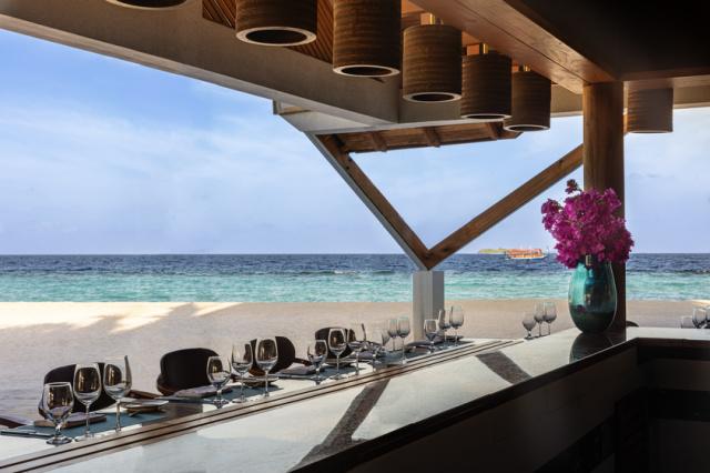 NH_Collection_Maldives_Havodda_Resort_Restaurant_Surf_Restauran