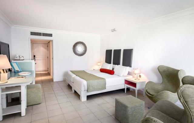 ambre_rooms_deluxe_sea_facing_3