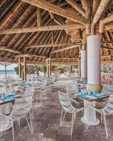 la_pirogue_restaurants_le_morne_beach_bar_5-jpg
