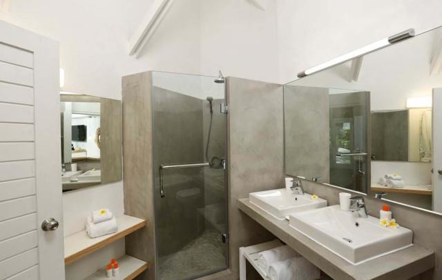la_pirogue_rooms_garden_bungalow
