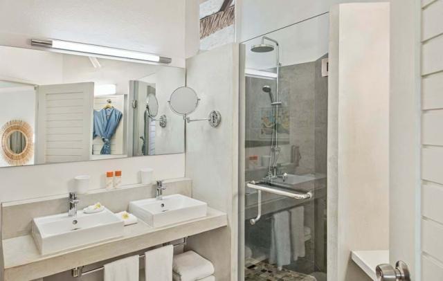 la_pirogue_rooms_garden_family_bungalow_2