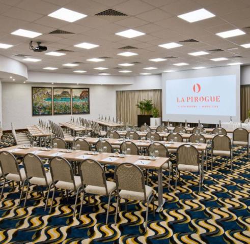 la_pirogue_conference_room