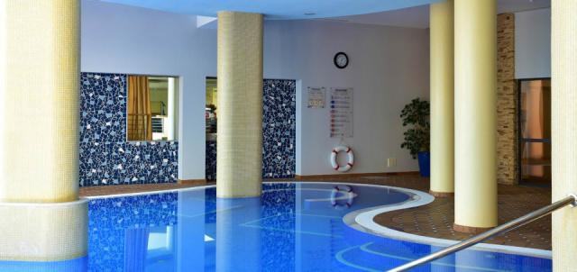 5-star-hotel-madeira-with-spa-indoor-pool