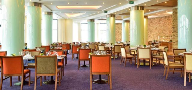 5-star-hotel-madeira-with-spa-atrium-restaurant