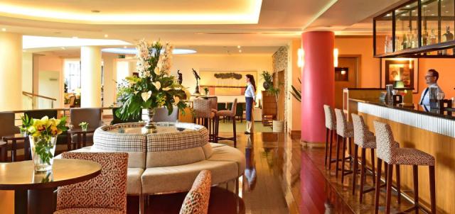 5-star-hotel-madeira-with-spa-bar