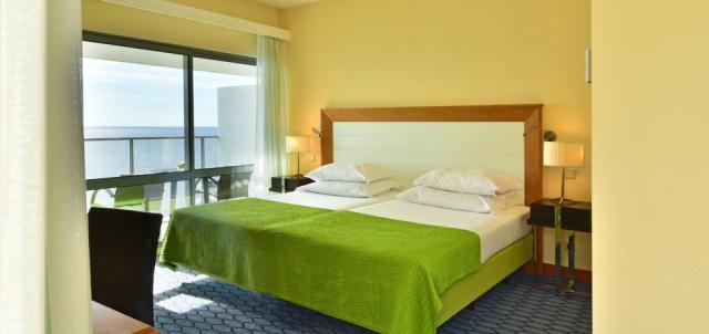 4-star-hotel-madeira-jaccuzzi-suite