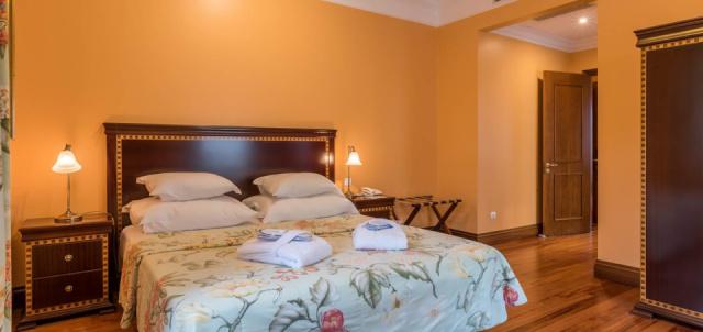 hotel-in-funchal-near-beach-rooms4