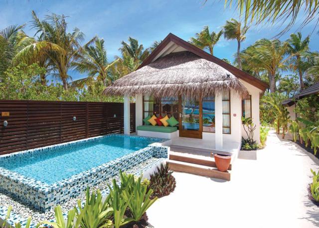 OBLU-SELECT-AT-SANGELI-DELUXE-BEACH-VILLA-WITH-POOL-EXTERIOR-DA