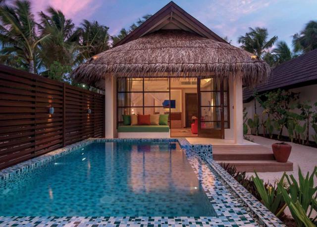OBLU-SELECT-AT-SANGELI-DELUXE-BEACH-VILLA-WITH-POOL-EXTERIOR-FU