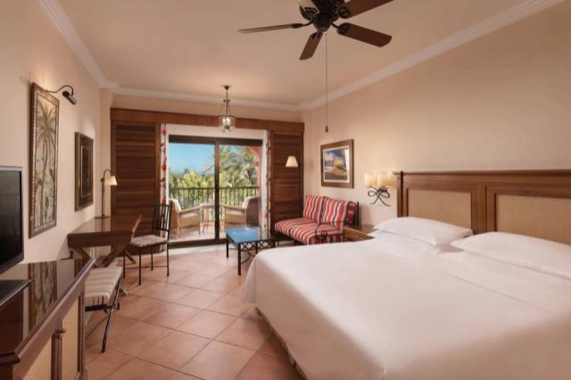 fuesi-guest-room-6535-hor-clsc