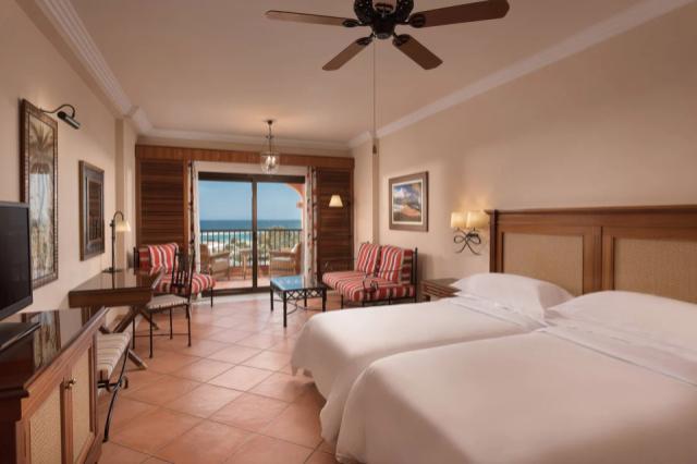 fuesi-guest-room-6496-hor-clsc