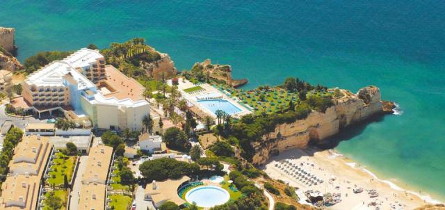 4-star-hotel-armacao-pera-overview