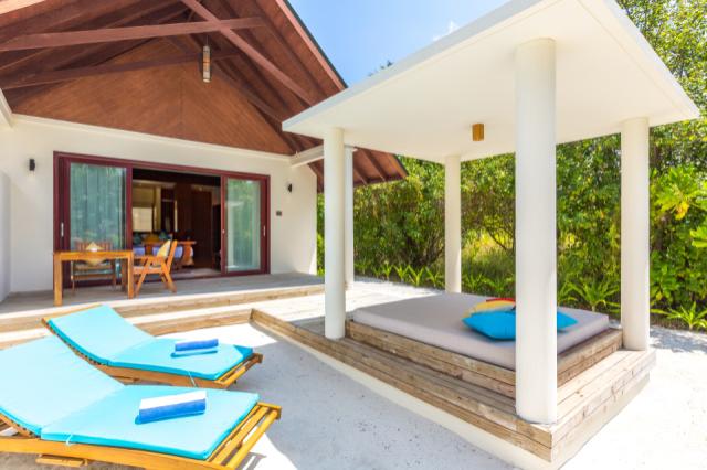 GardenVilla_Deck
