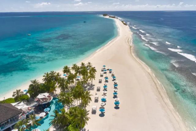 luxury-resort-maldives-seaside-collection-finolhu-sandbank