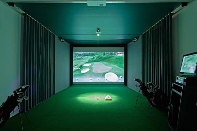 finolhu-baa-atoll-maldives-activities-golf-studio
