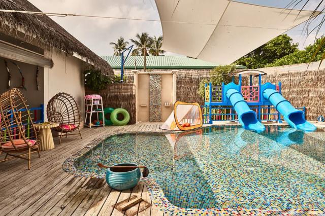 luxury-resort-finolhu-maldives-kids-paradise-oceaneers-club-gal