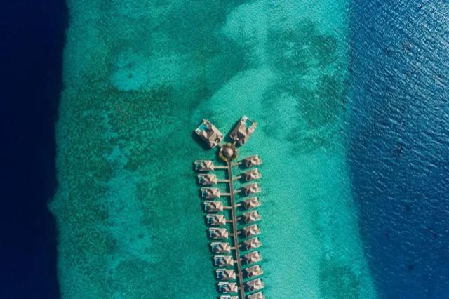 our-island-hotel-resort-island-finolhu-baa-atoll-villas