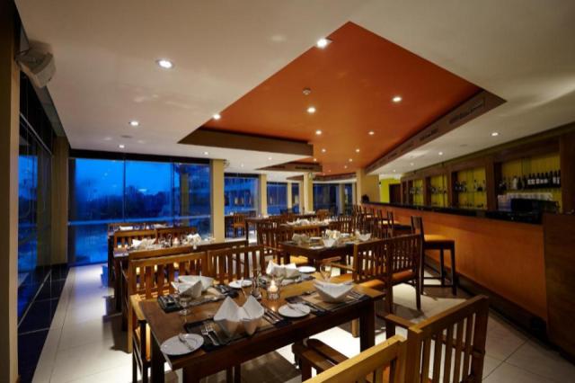 Sri Lanka-Hotel Turyaa Kalutara-etterem-3