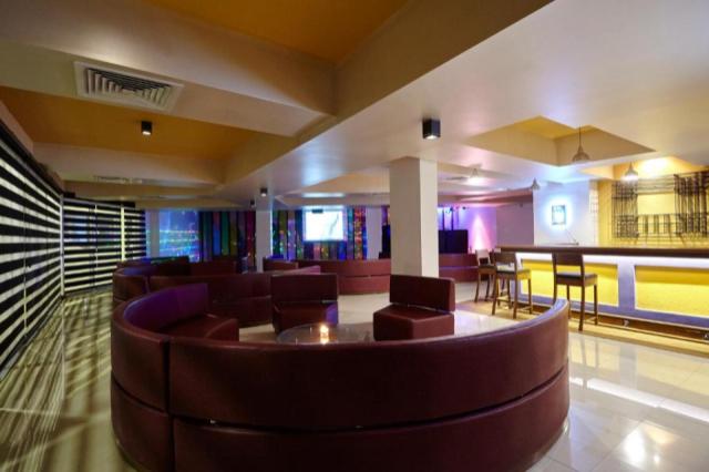 Sri Lanka-Hotel Turyaa Kalutara-longe