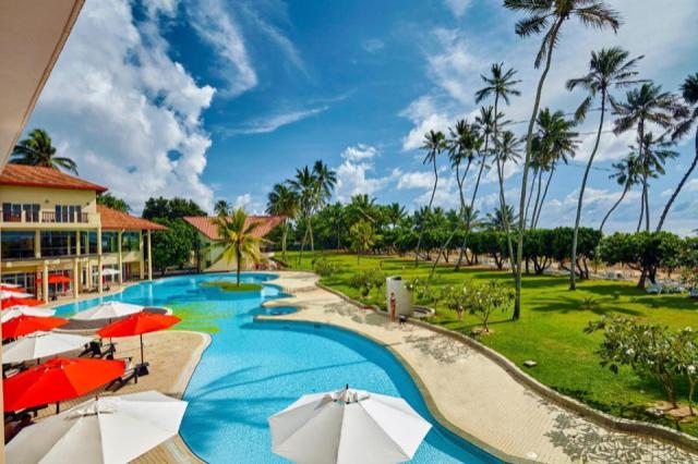 Sri Lanka-Hotel Turyaa Kalutara-medence-2