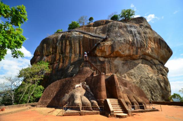 Egzotikus Srí Lanka - körutazás tengerparti pihenéssel (Kalutara/ 4* Turyaa Kalutara)